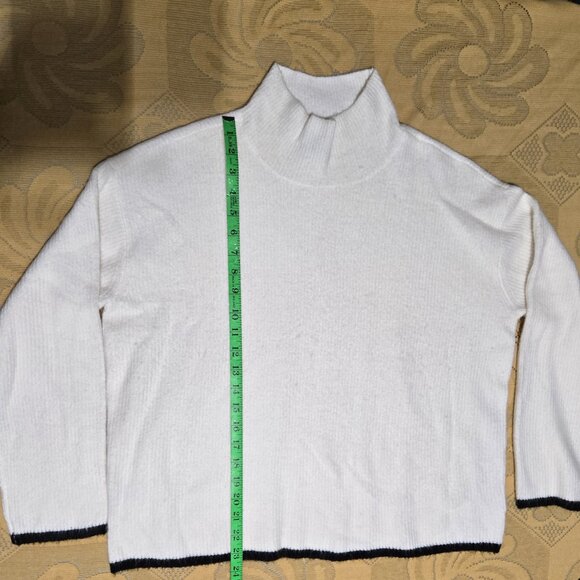 Women's Ann Taylor Factory Ivory Sweater Size L - Picture 2 of 7